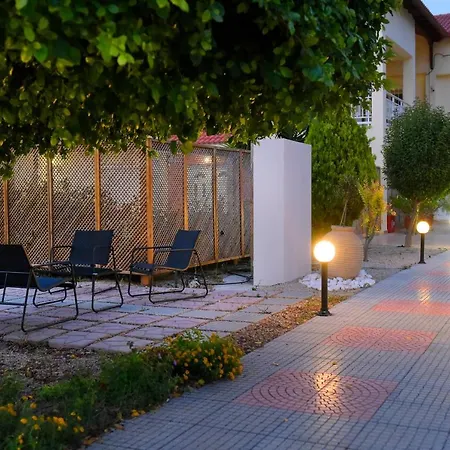 Island Rodos Pool 公寓 伊利索斯