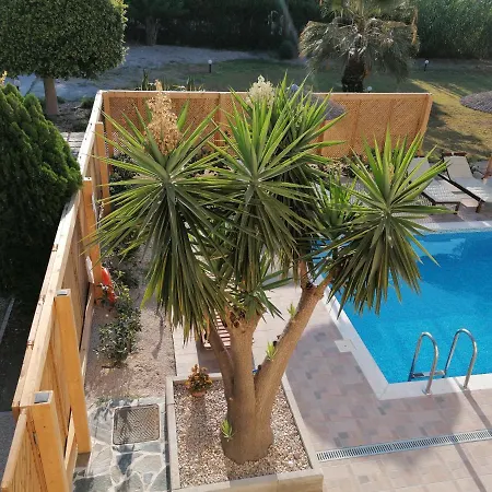 Lägenhet Island Rodos Pool *