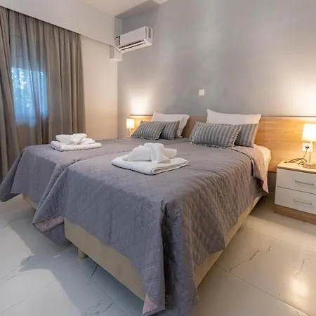 Island Rodos Pool 伊利索斯