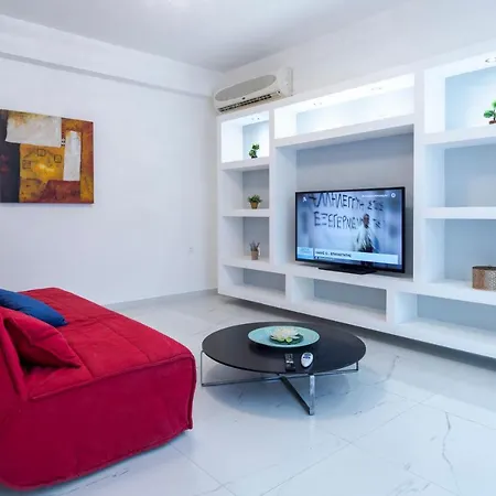 Island Rodos Pool 公寓