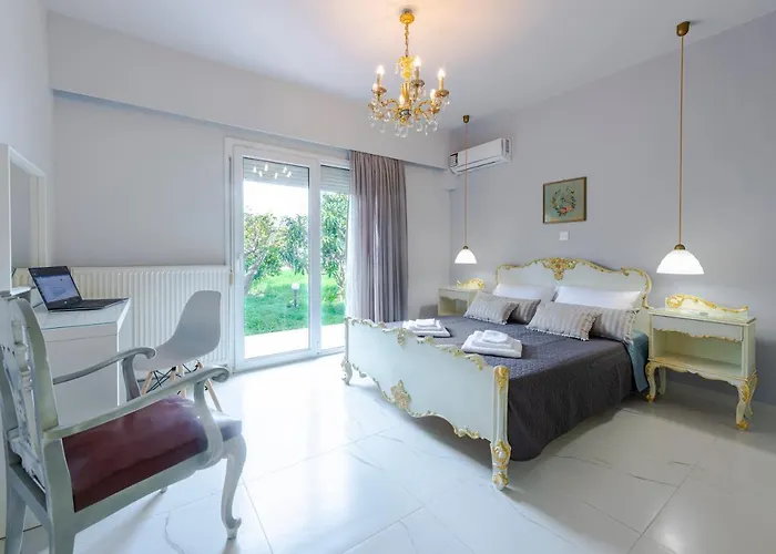 Island Rodos Pool Daire