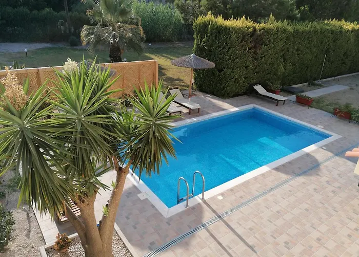 Daire Island Rodos Pool